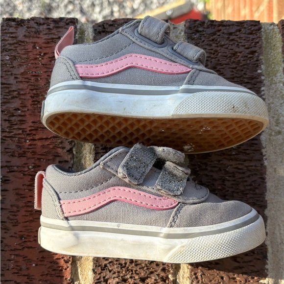 Gray and Pink Kids Vans - Picture 2 of 4